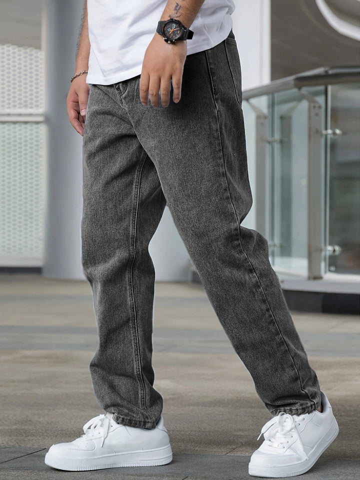 Casual Fit Jeans